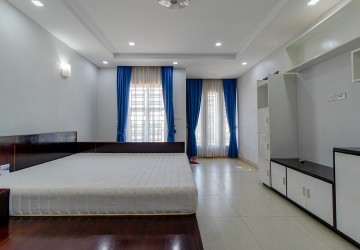 5 Bedroom Shophouse For Rent - Svay Dangkum, Siem Reap thumbnail