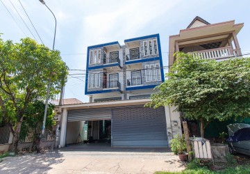 5 Bedroom Shophouse For Rent - Svay Dangkum, Siem Reap thumbnail