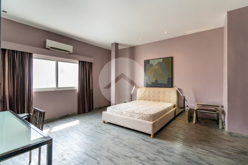 1 Bedroom Serviced Apartment For Rent - Phsar Chas, Phnom Penh