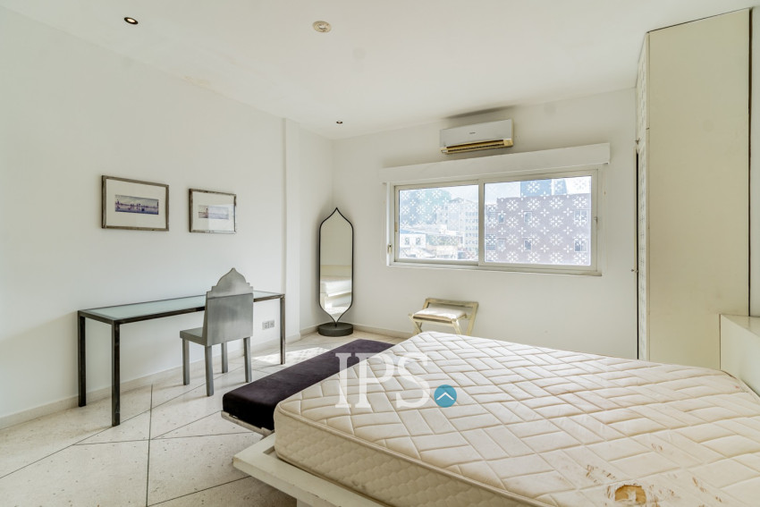 2 Bedroom Serviced Apartment For Rent - Phsar Chas, Phnom Penh
