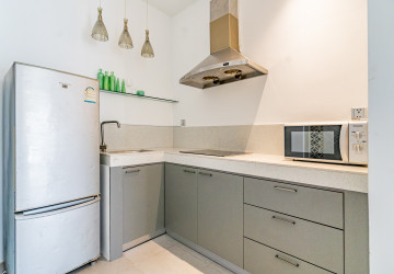 2 Bedroom Serviced Apartment For Rent - Phsar Chas, Phnom Penh thumbnail