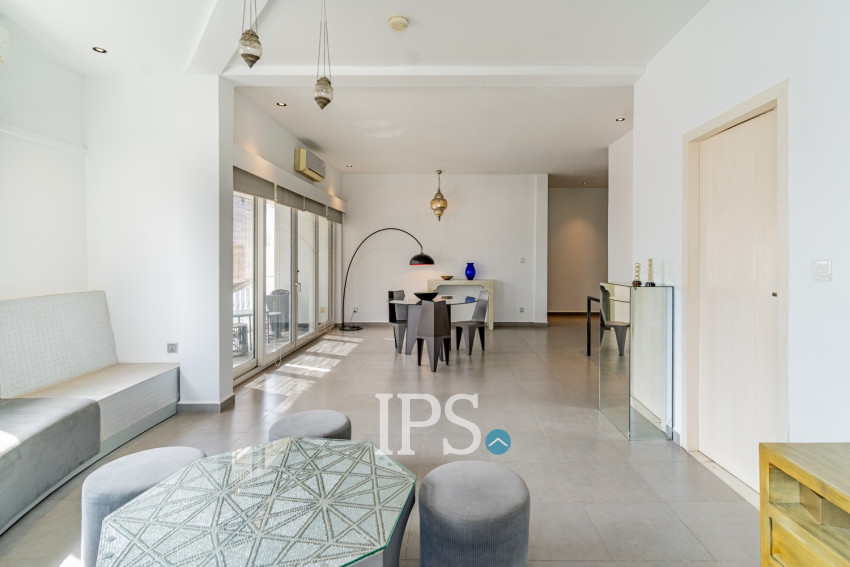 2 Bedroom Serviced Apartment For Rent - Phsar Chas, Phnom Penh