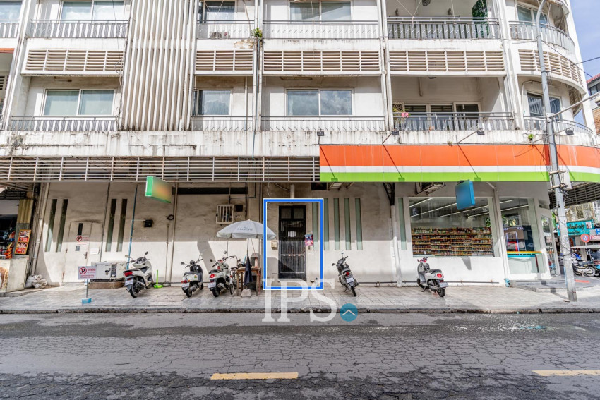 2 Bedroom Serviced Apartment For Rent - Phsar Chas, Phnom Penh