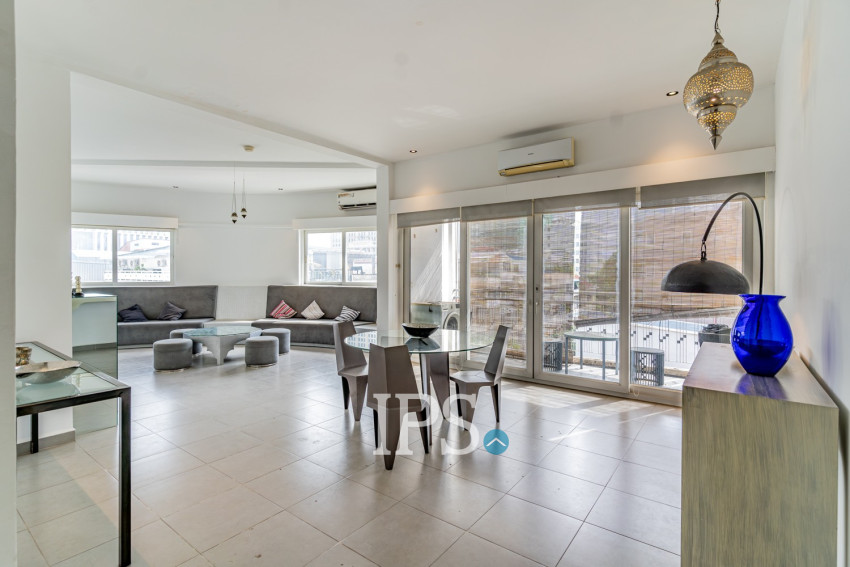 2 Bedroom Serviced Apartment For Rent - Phsar Chas, Phnom Penh