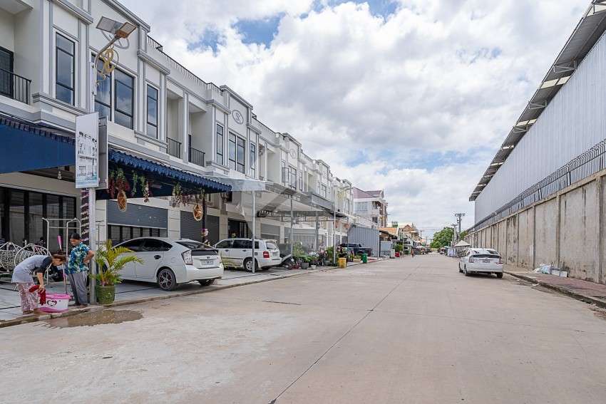 5 Bedroom Shophouse  For Rent - Veal Sbov, Khan Chbar Ampov, Phnom Penh