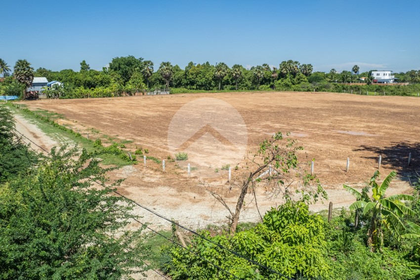 19,749 Sqm Land For Sale - Sangkat Areyksat, Kandal Province