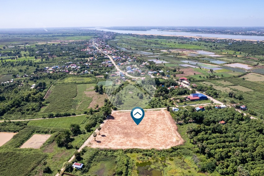 19,749 Sqm Land For Sale - Sangkat Areyksat, Kandal Province