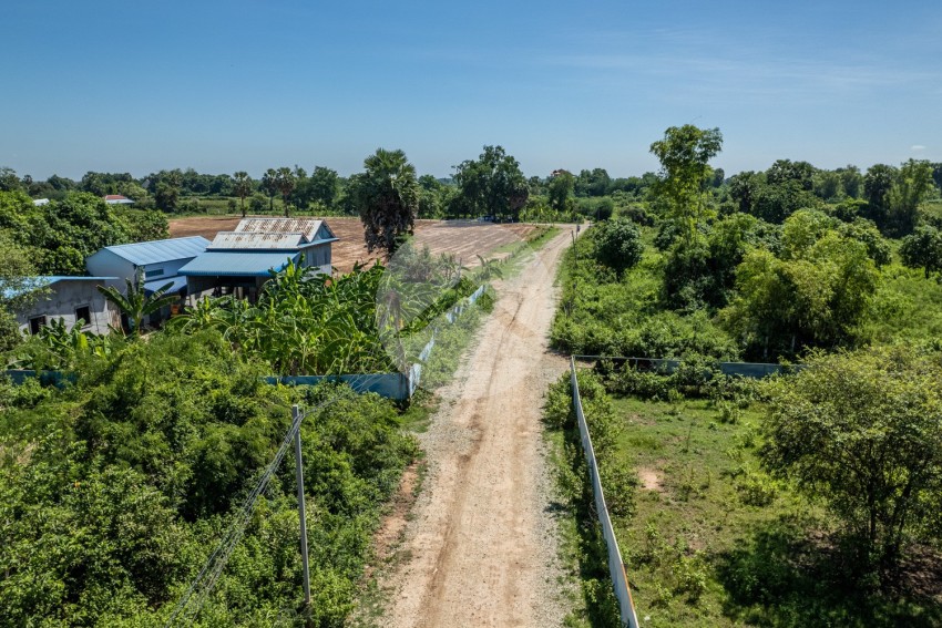 19,749 Sqm Land For Sale - Sangkat Areyksat, Kandal Province