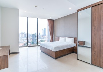 3 Bedroom Duplex Penthouse Service Apartment  For Rent - Toul Kork, Phnom Penh thumbnail