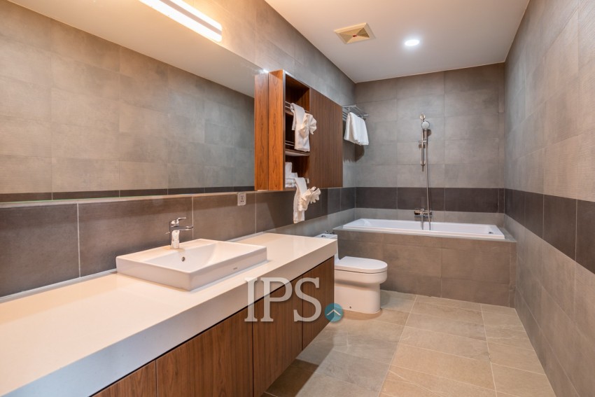 3 Bedroom Duplex Penthouse Service Apartment  For Rent - Toul Kork, Phnom Penh