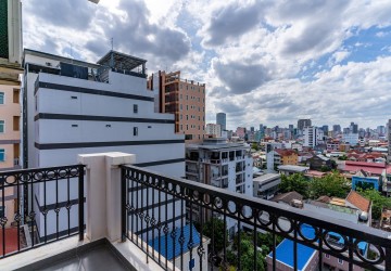 1 Bedroom Serviced Apartment For Rent - Toul Tom Poung 1, Phnom Penh thumbnail