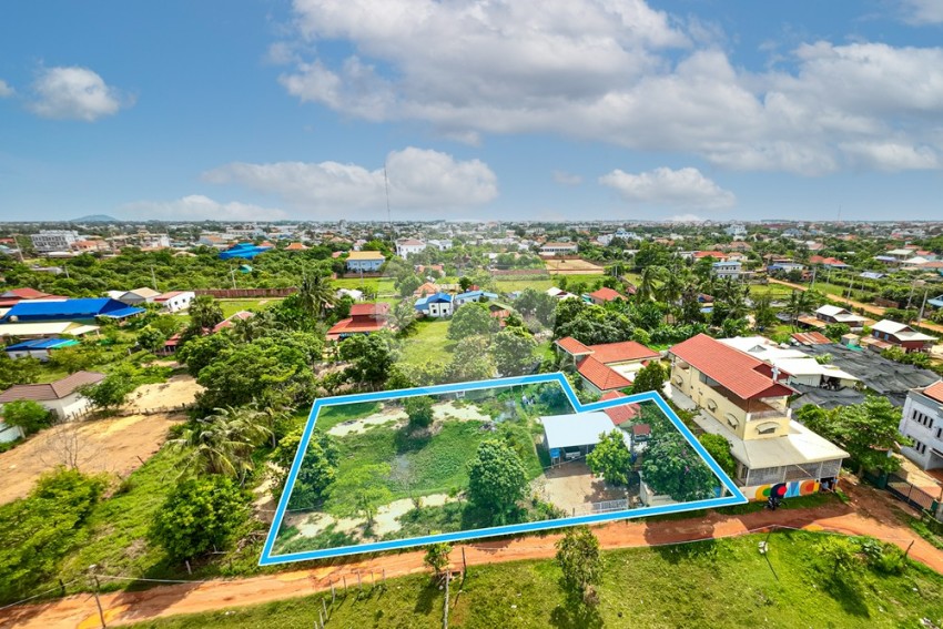 ដីលំនៅឋាន ១,២២០ ម៉ែត្រការ៉េ សម្រាប់លក់ - សង្កាត់ជ្រាវ, ខេត្តសៀមរាប