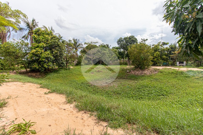 ដីលំនៅឋាន ១,២២០ ម៉ែត្រការ៉េ សម្រាប់លក់ - សង្កាត់ជ្រាវ, ខេត្តសៀមរាប