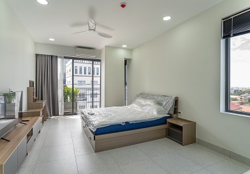 2 Bedroom Serviced Apartment For Rent - Tonle Bassac, Phnom Penh thumbnail