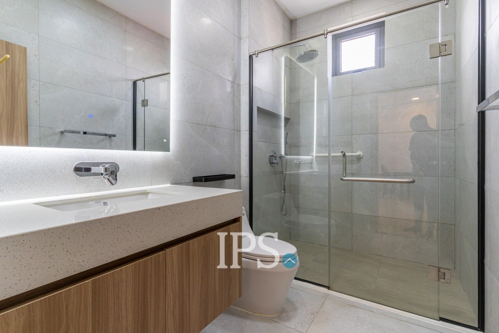 1 Bedroom Serviced Apartment For Rent - Tonle Bassac, Phnom Penh - Image 11