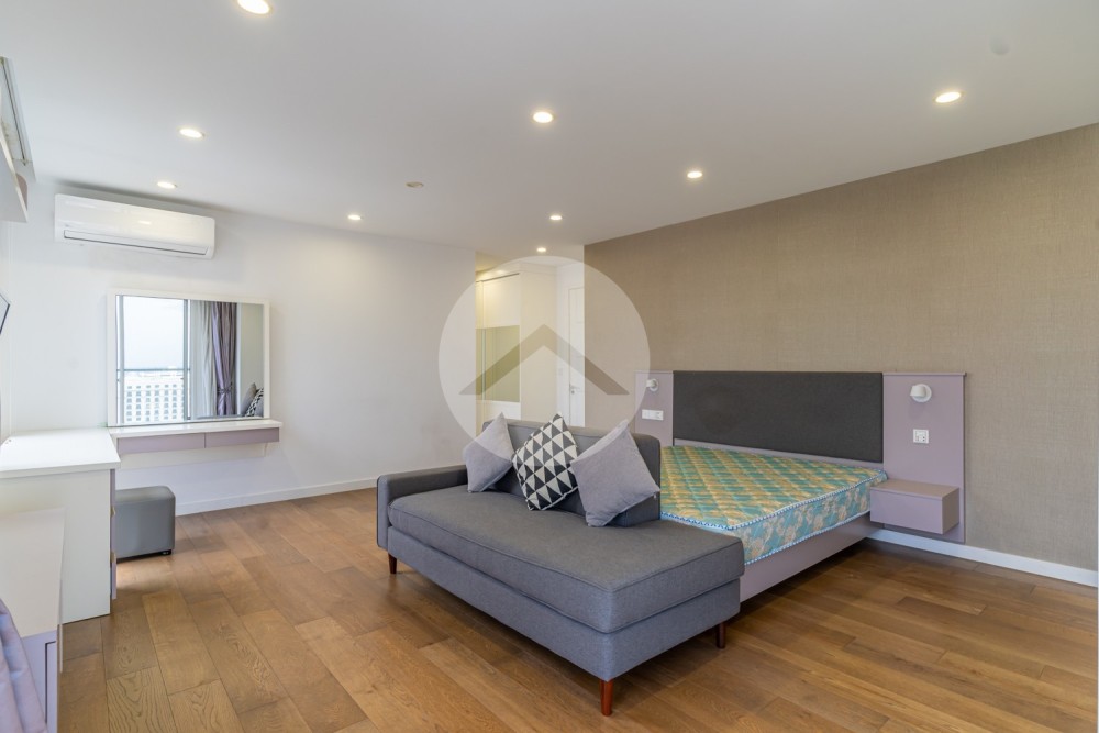 10th Floor 2 Bedroom Condo For Sale - Casa Meridian, Tonle Bassac Phnom Penh - Image 10