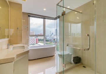 10th Floor 2 Bedroom Condo For Sale - Casa Meridian, Koh Pich, Phnom Penh thumbnail