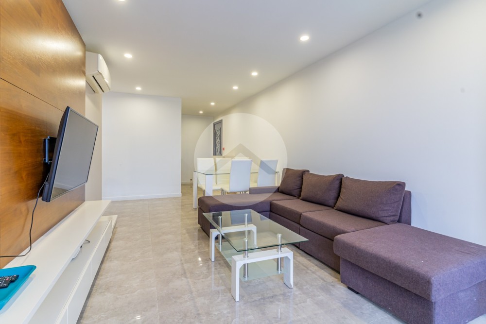 10th Floor 2 Bedroom Condo For Sale - Casa Meridian, Tonle Bassac Phnom Penh - Image 3
