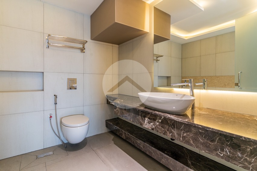 30th Floor 3 Bedroom Triplex For Sale - The Penthouse Residence, Tonle Bassac, Phnom Penh