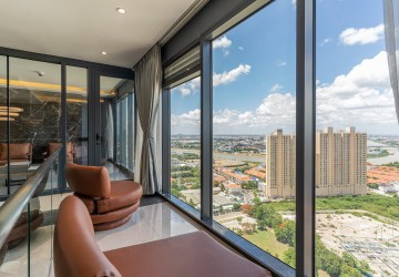 30th Floor 3 Bedroom Triplex For Sale - The Penthouse Residence, Tonle Bassac, Phnom Penh thumbnail