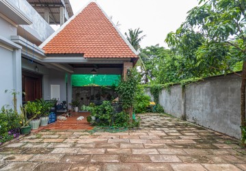 2 Bedroom House For Sale - Sangkat Siem Reap, Siem Reap thumbnail