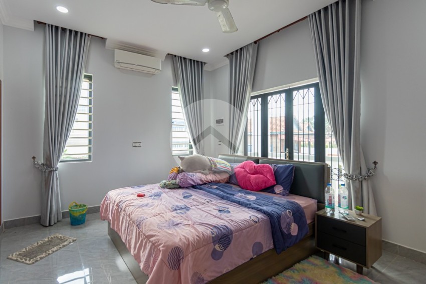 5 Bedroom Villa For Sale - Chreav, Siem Reap