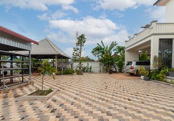 5 Bedroom Villa For Sale - Chreav, Siem Reap thumbnail