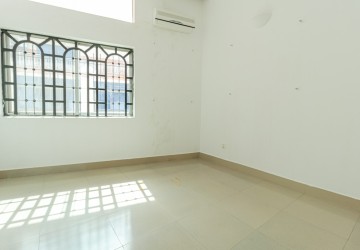 3 Bedroom Shophouse For Rent - Svay Dangkum, Siem Reap thumbnail