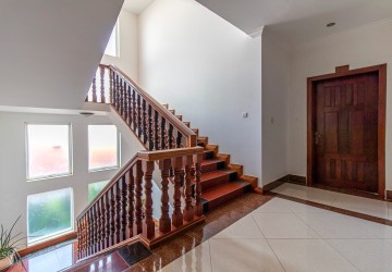 2 Bedroom Apartment For Rent - Svay Dangkum, Siem Reap thumbnail