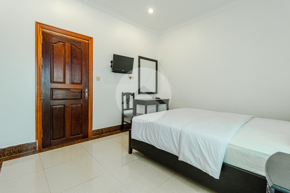 2 Bedroom Apartment For Rent - Svay Dangkum, Siem Reap - Image 13