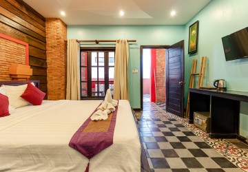 27 Bedroom Hotel For Rent - Wat Bo, Sala Kamreuk, Siem Reap thumbnail