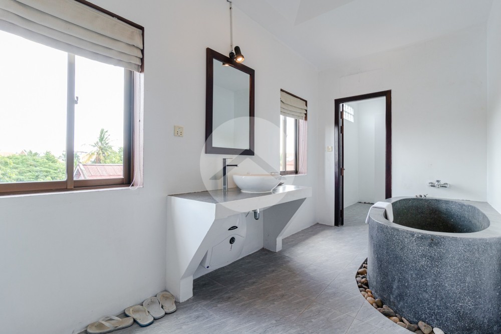 27 Bedroom Hotel For Rent - Wat Bo, Sala Kamreuk, Siem Reap - Image 23