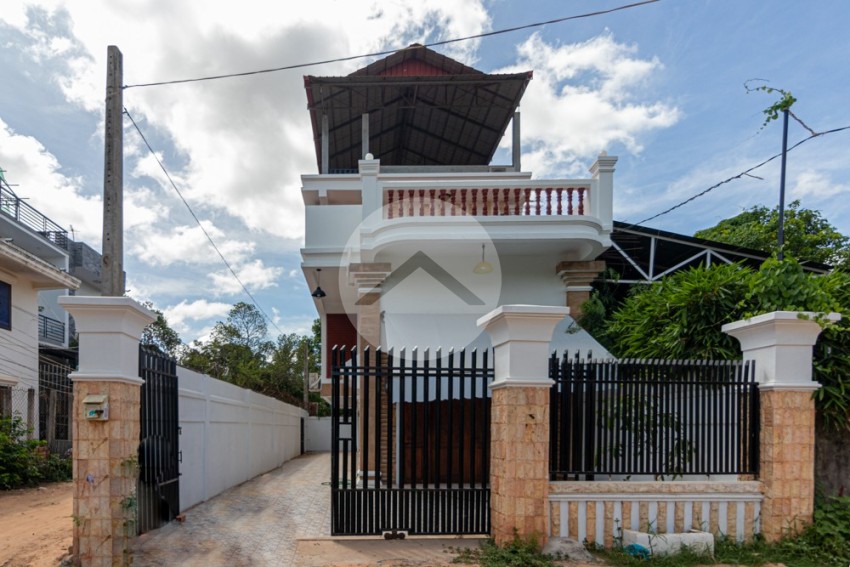 5 Bedroom House For Sale - Svay Dangkum, Siem Reap