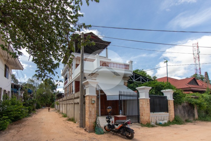 5 Bedroom House For Sale - Svay Dangkum, Siem Reap