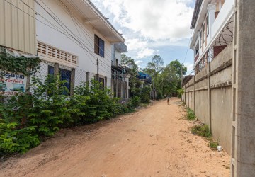 5 Bedroom House For Sale - Svay Dangkum, Siem Reap thumbnail