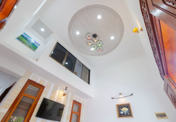 5 Bedroom House For Sale - Svay Dangkum, Siem Reap thumbnail