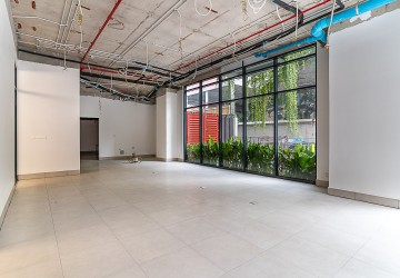 100 Sqm Retail Space For Rent - Tonle Bassac, Phnom Penh thumbnail