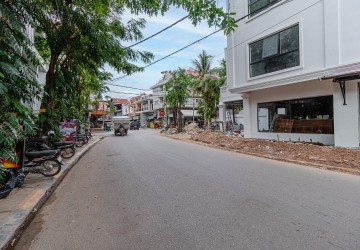 27 Sqm Retail Space For Rent - Night Market, Svay Dangkum, Siem Reap thumbnail