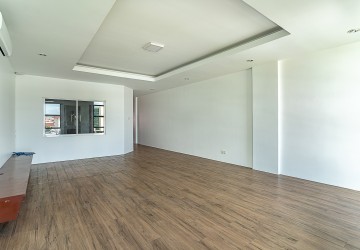 87 Sqm Office Space For Rent - Teuk Thla, Phnom Penh thumbnail