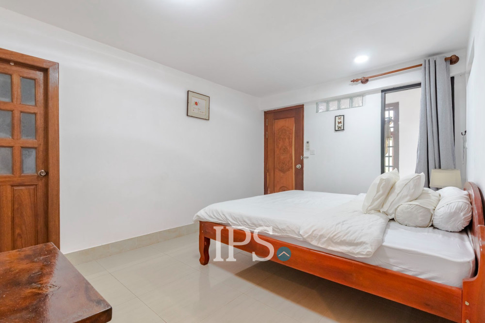 5 Bedroom House For Rent - Svay Dangkum, Siem Reap - Image 18