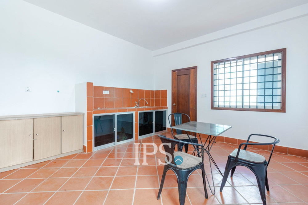 5 Bedroom House For Rent - Svay Dangkum, Siem Reap - Image 12