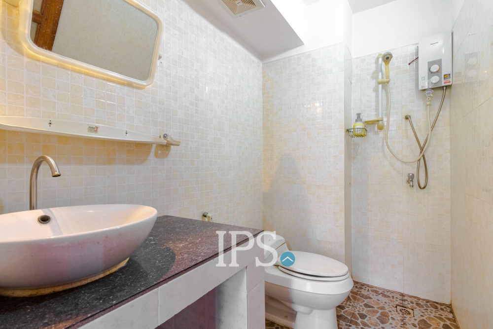 5 Bedroom House For Rent - Svay Dangkum, Siem Reap - Image 23