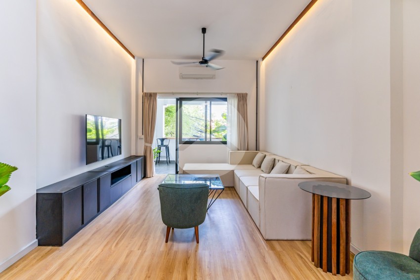 4 Bedroom Renovated Apartment For Rent - Chakto Mukh, Phnom Penh