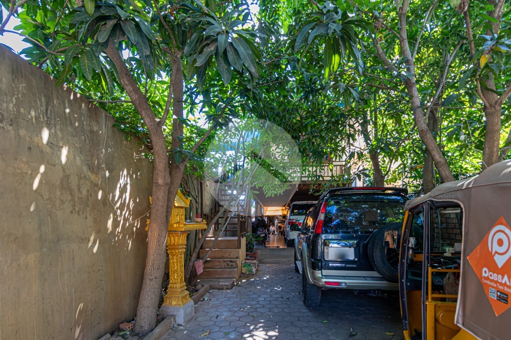 205 Sqm Commercial Land For Rent - Wat Bo, Siem Reap - Image 3