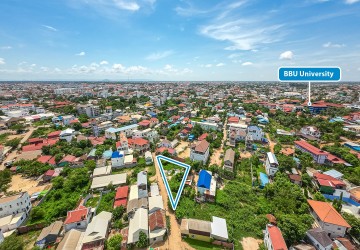 572 Sqm Residential Land For Sale - Svay Dangkum, Siem Reap thumbnail