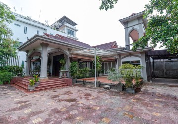 3 Bedroom House For Rent - Svay Dungkum, Siem Reap thumbnail