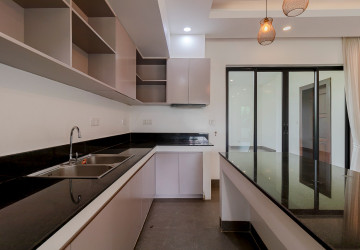 3 Bedroom Apartment For Rent - Kouk Chak, Siem Reap thumbnail