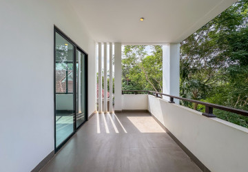 3 Bedroom Apartment For Rent - Kouk Chak, Siem Reap thumbnail