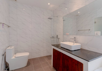 3 Bedroom Apartment For Rent - Kouk Chak, Siem Reap thumbnail