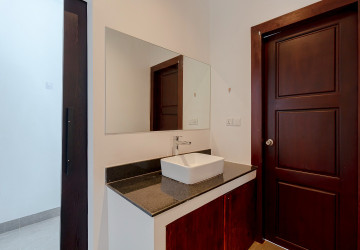 3 Bedroom Apartment For Rent - Kouk Chak, Siem Reap thumbnail